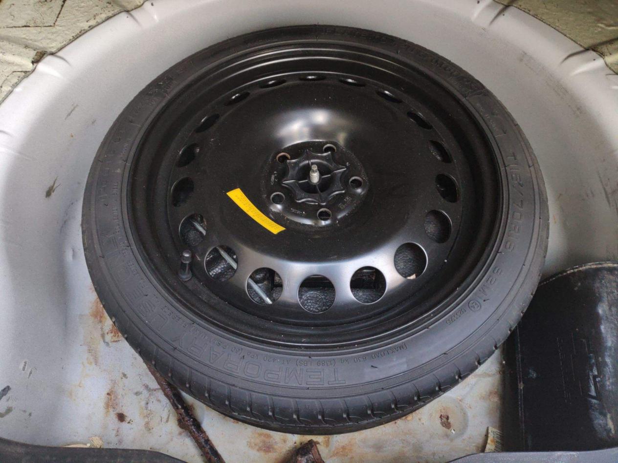 4S店的人绝对不会说!非全尺寸备胎到底怎么回事,今天全告诉你