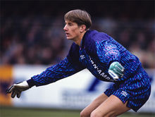 卡西利亚斯布冯扑救特点,布冯和卡西利亚斯谁更厉害