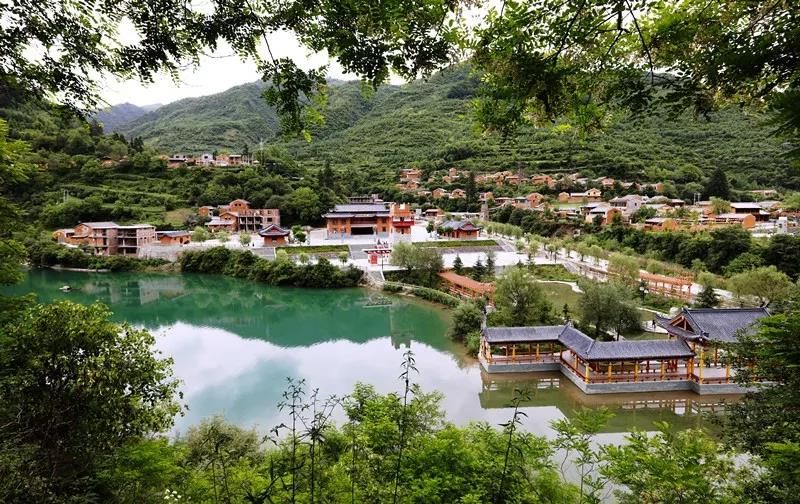 第一个全域旅游城市,全域旅游景点规划