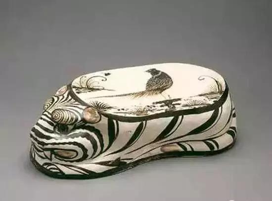 法国博物馆里有中国瓷器,法国卢浮宫博物馆中国文物多少