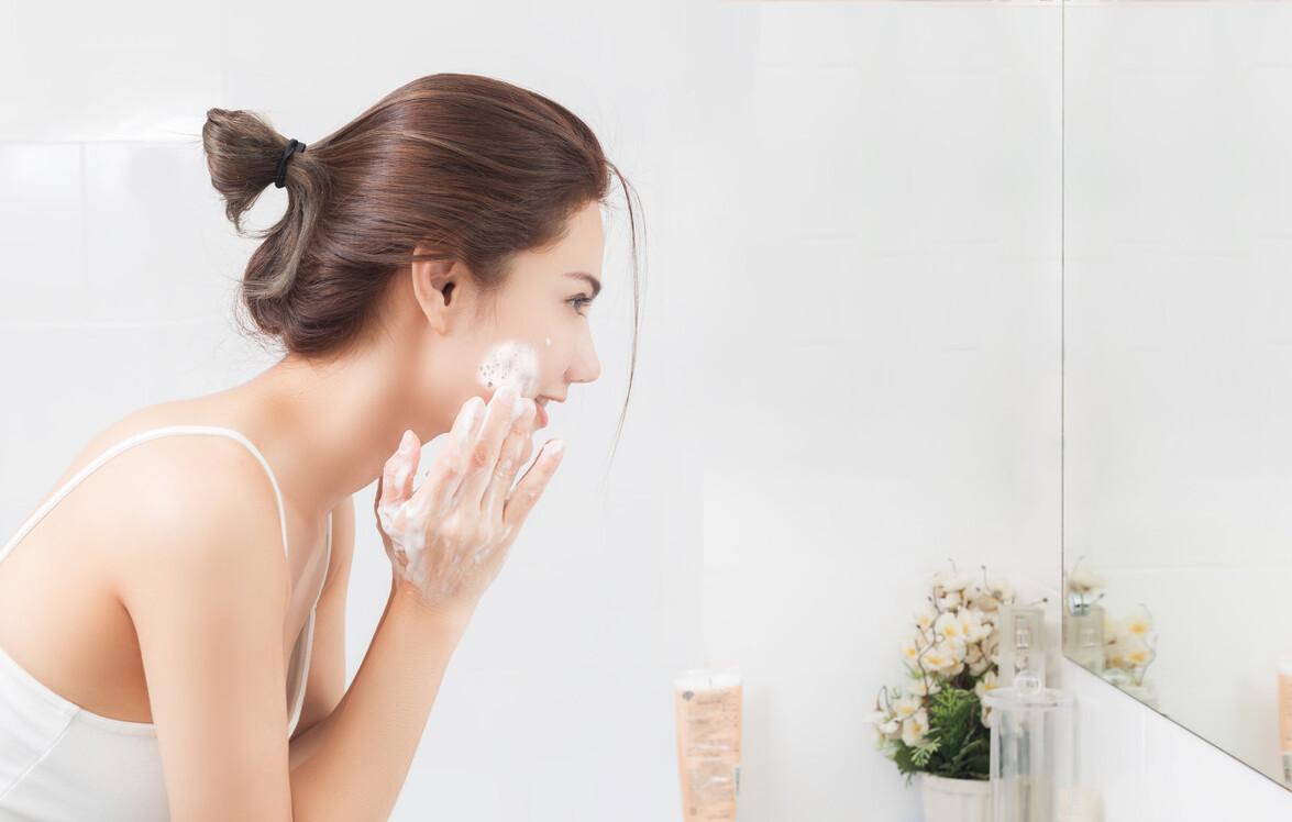 改善皮肤毛孔粗大的方法有哪些,皮肤粗糙暗沉毛孔粗大怎么改善