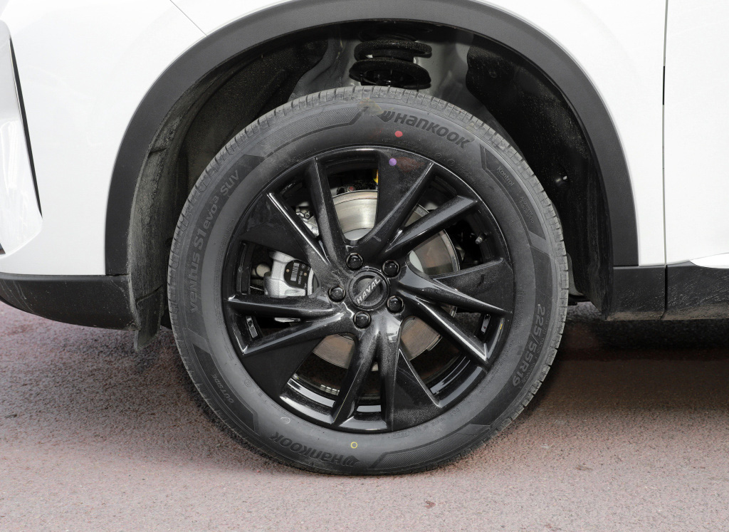 哈弗h6新款2.0t加多少机油,