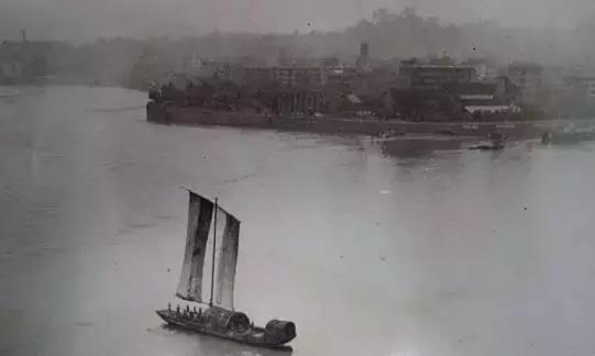 乐山大佛为何不属于石窟,乐山不止有大佛还有美食