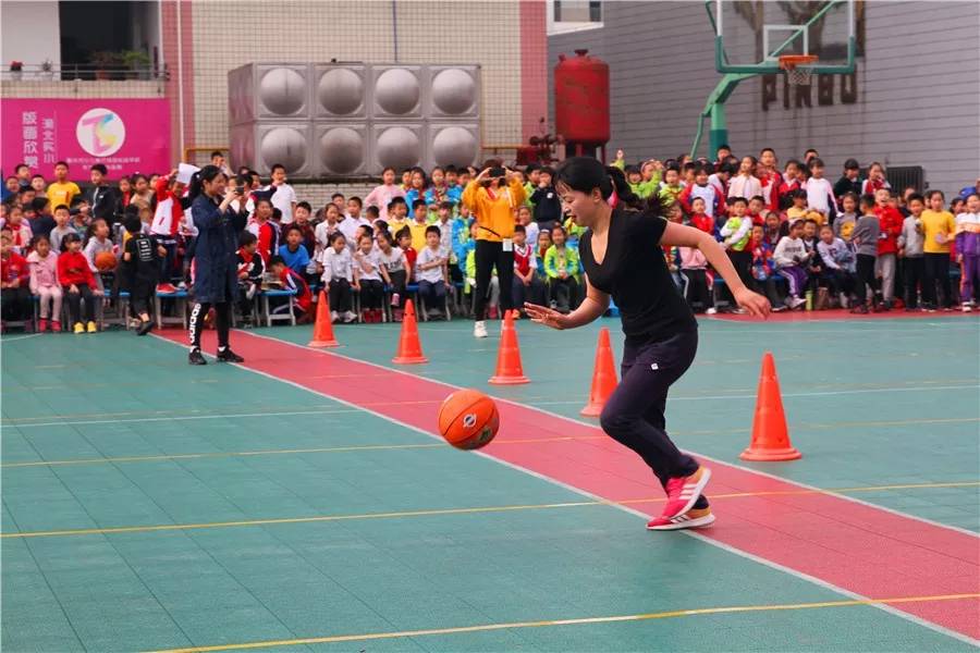 渝北实验小学阳光体育节开幕式,渝北区两江小学灵动体育节
