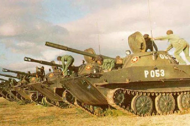 红色鳄鱼：苏联PT-76折戟越南