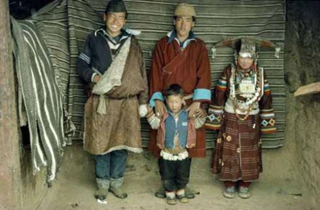 尼泊尔一妻多夫制情况如何,尼泊尔的一妻多夫制不会尴尬吗