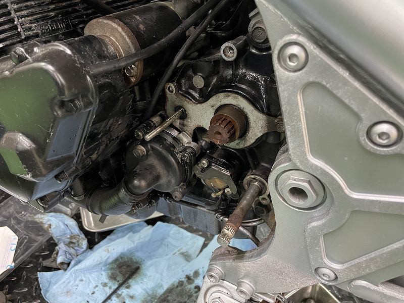 摩托车前链条改16齿,摩托车换牙盘链条教程