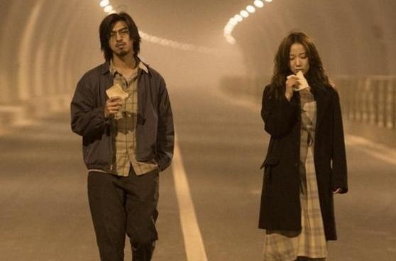 成年人结束一段感情的标志,成年人结束关系的方式很简单