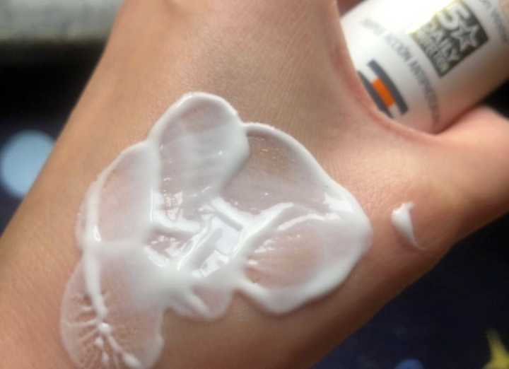 娜扎同款珍珠防晒霜好用吗,古力娜扎同款防晒霜效果好