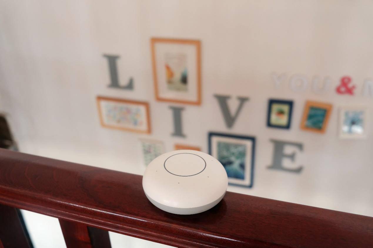 荣耀YOYO音箱体验评测:无卡通话,拥有取代座机的巨大潜力