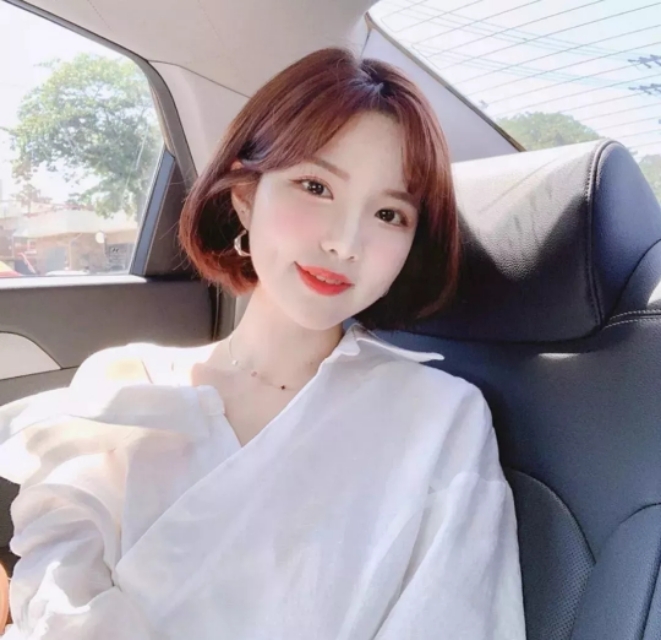 适合微胖女生的短发发型多种多样,适合微胖女生的短发发型