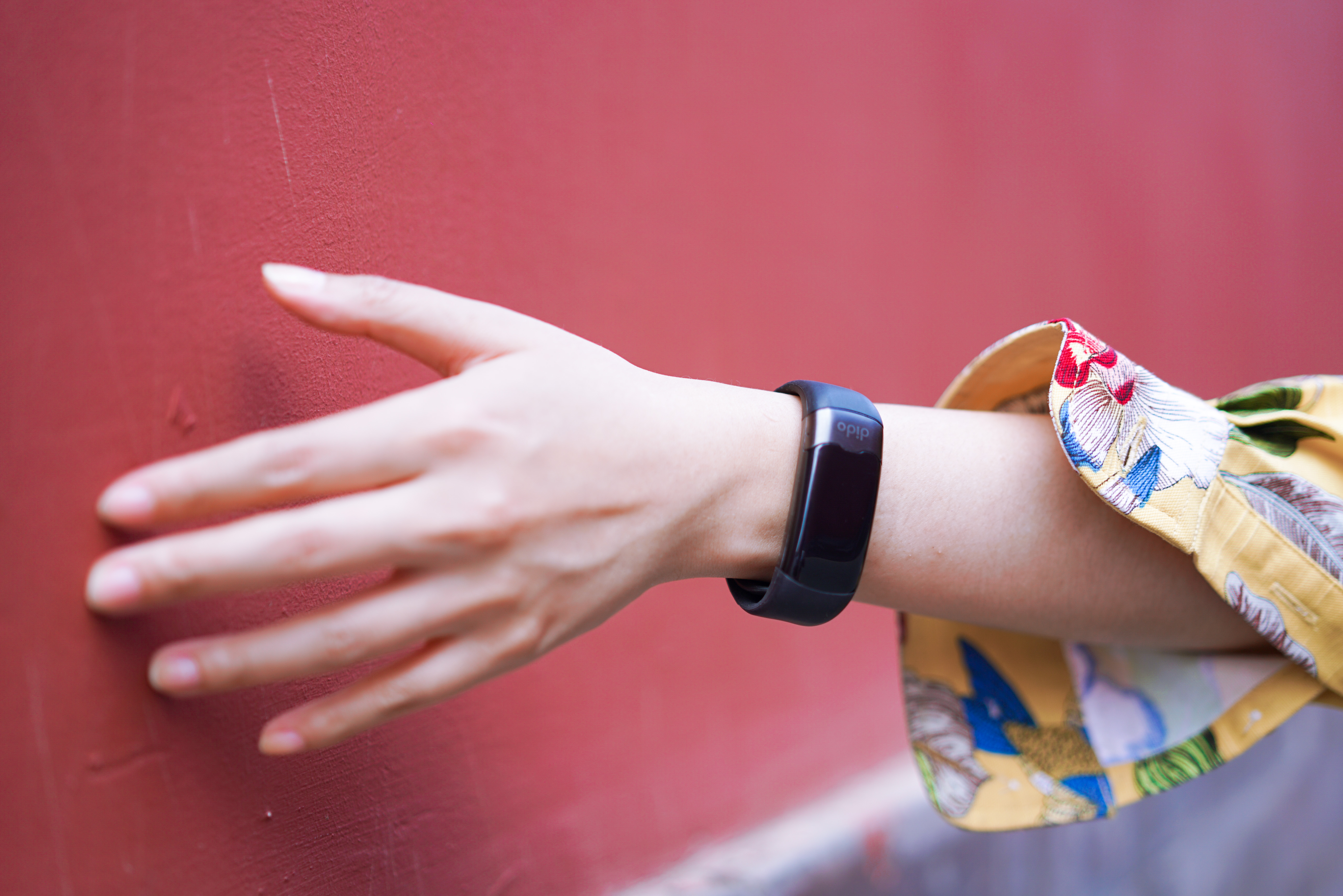 旗舰版智能手环价格,200块钱以内最值得入手的智能手环