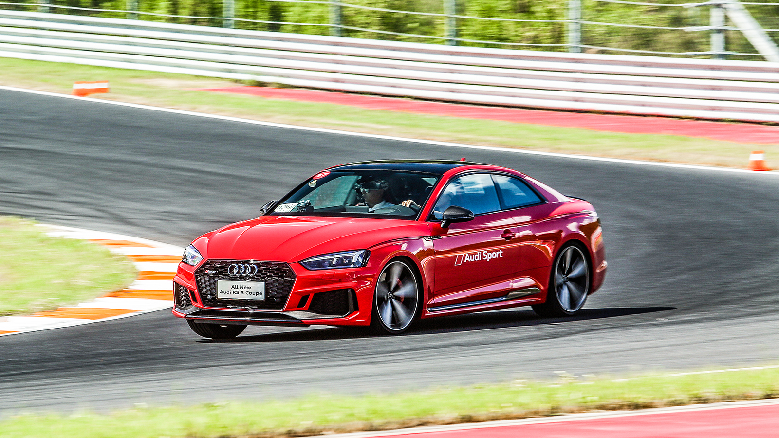 奥迪≠推头王！四驱或许真的挺香