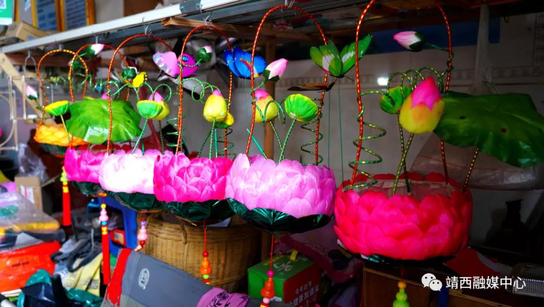 靖西中秋节花灯拉兔子,靖西中秋花灯叫什么