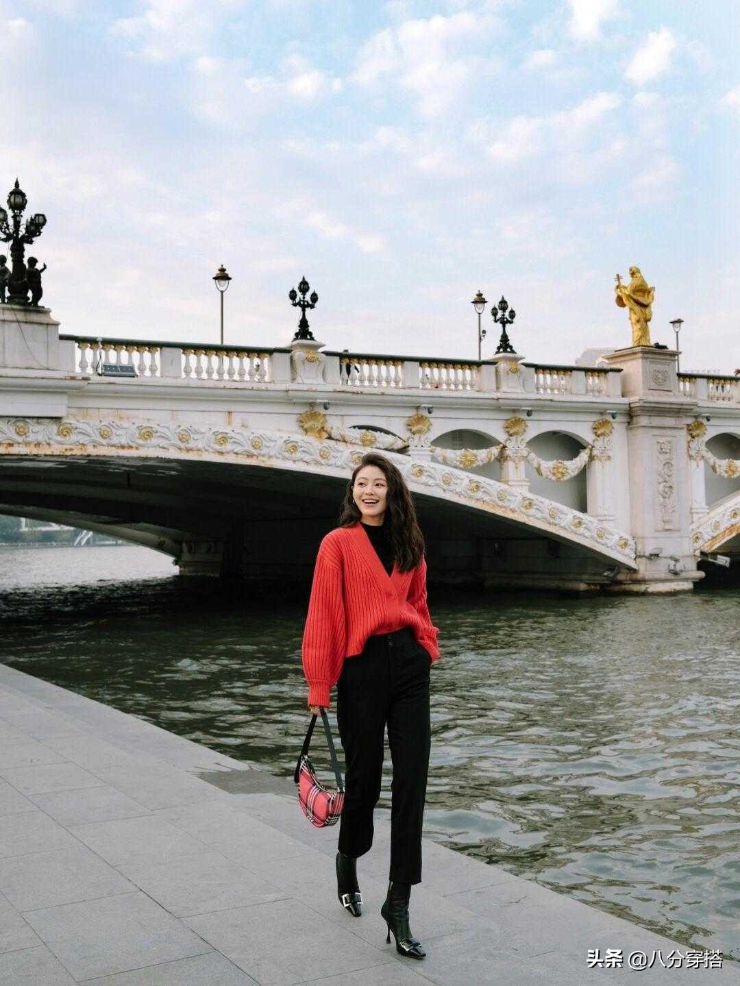 显白气质又柔软渐变慵懒风毛衣,女士简约风穿搭技巧白色毛衣搭配