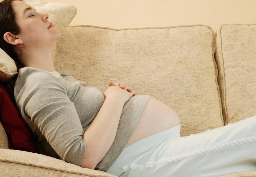 怀孕几个月就能明显的感受到胎动,怀孕胎动早好还是胎动晚一点好