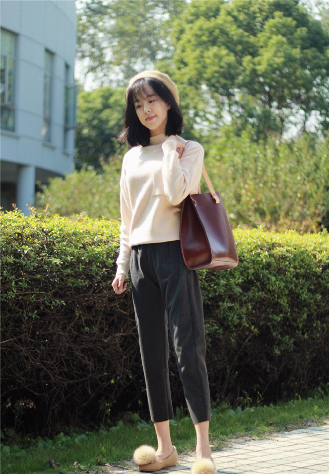 40岁女人要怎么穿才显得高贵大方,40岁的女人怎么穿才简约干练