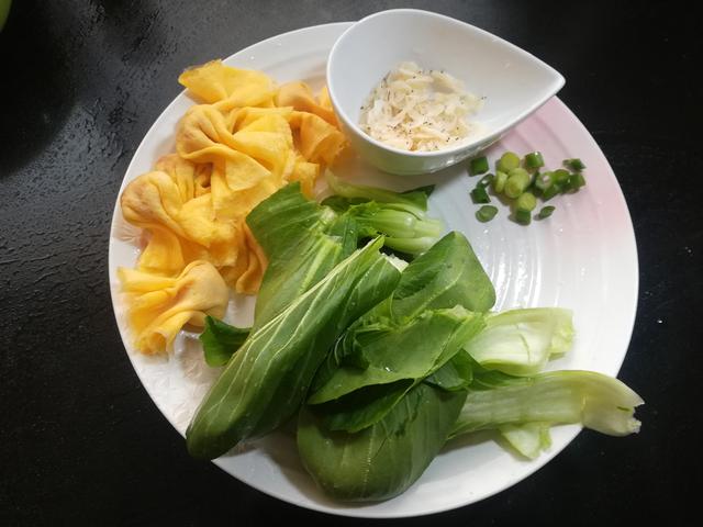 一周三菜一汤不重样蛋饺怎么做,菠菜鸡蛋汤饺