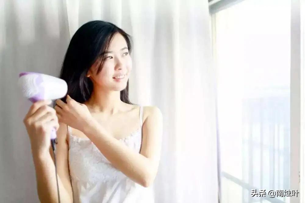 让头发快速生长的小方法,白头发增多怎么办补充什么营养