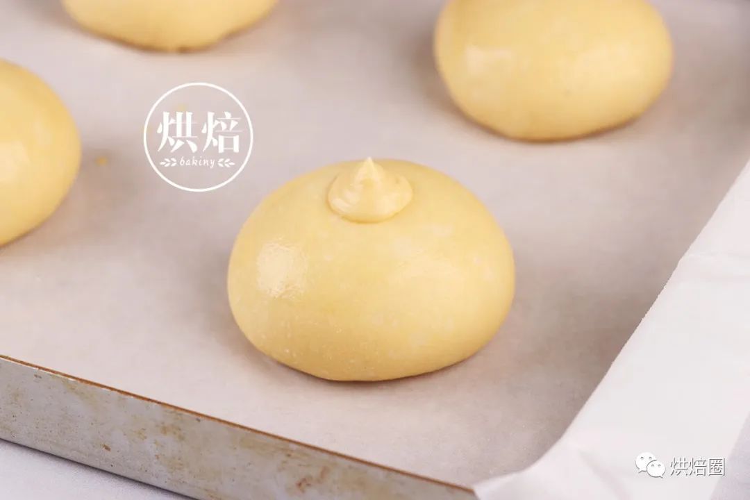 卡仕达酱奶酪餐包,卡仕达酱小餐包教程