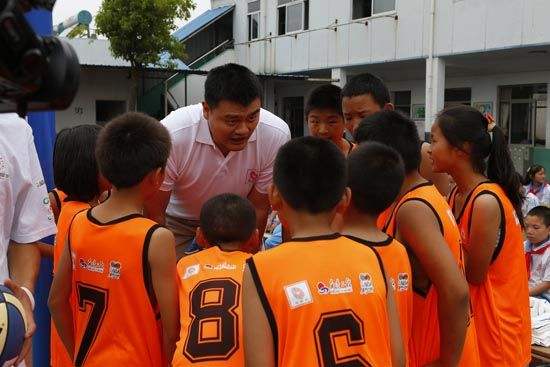 什么是体教融合,孩子学篮球基本功都有哪些