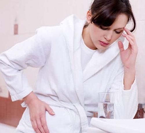 产妇的艰辛生产过程让人心疼,产妇艰辛的自然分娩经历