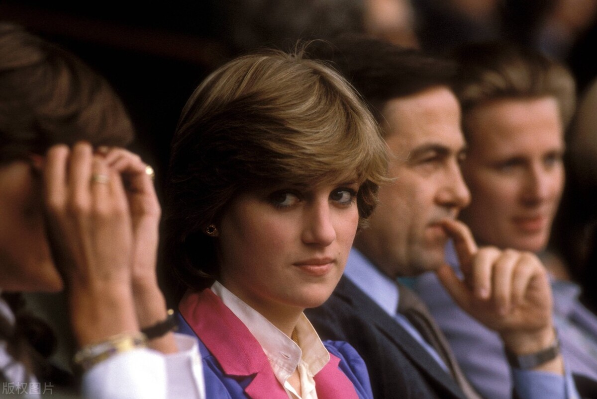 被丈夫嫌弃的女人,被丈夫嫌弃抛弃的女人