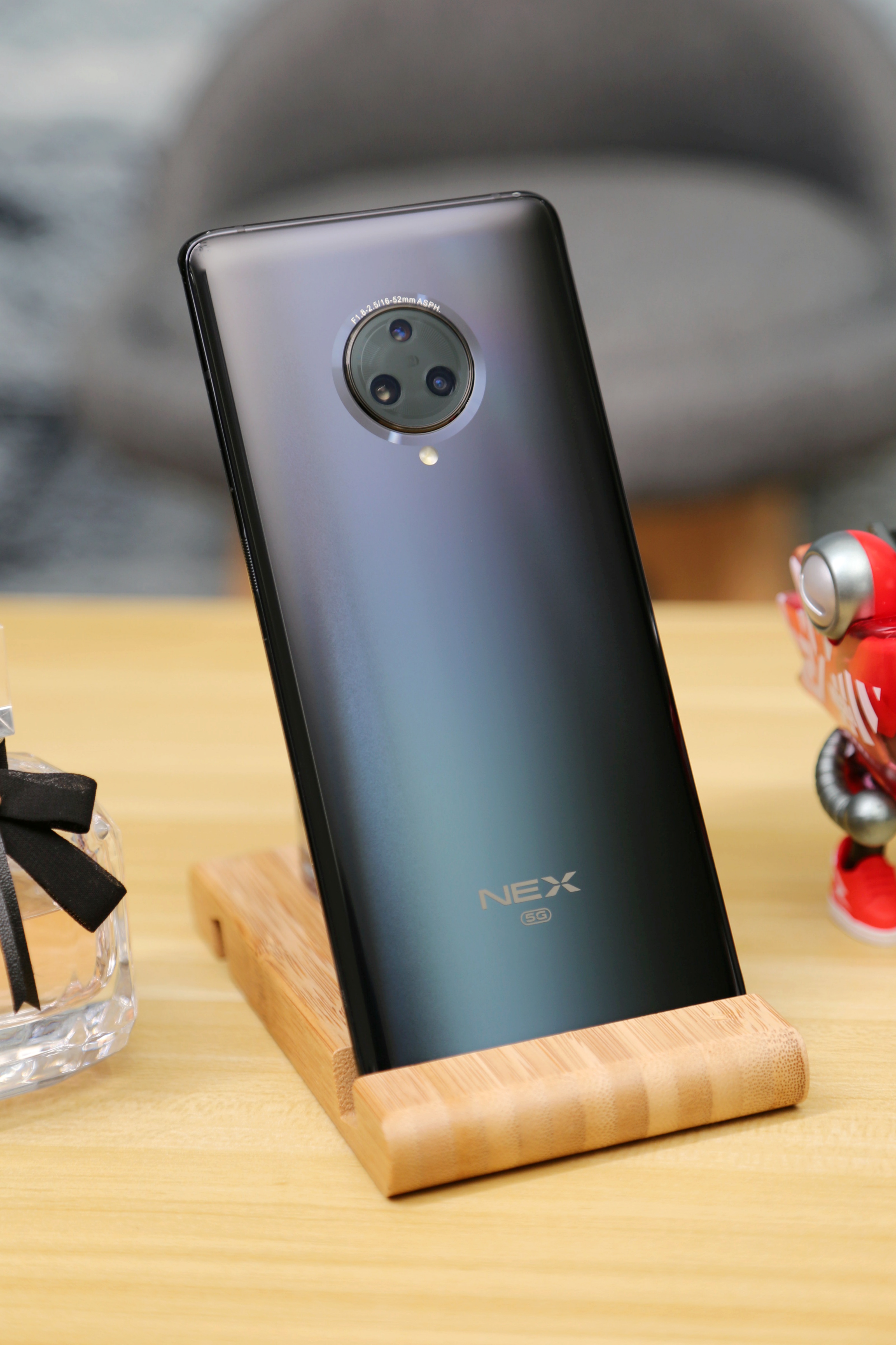 nex3和nex3s外观有什么区别,vivonex3对比华为mate30pro