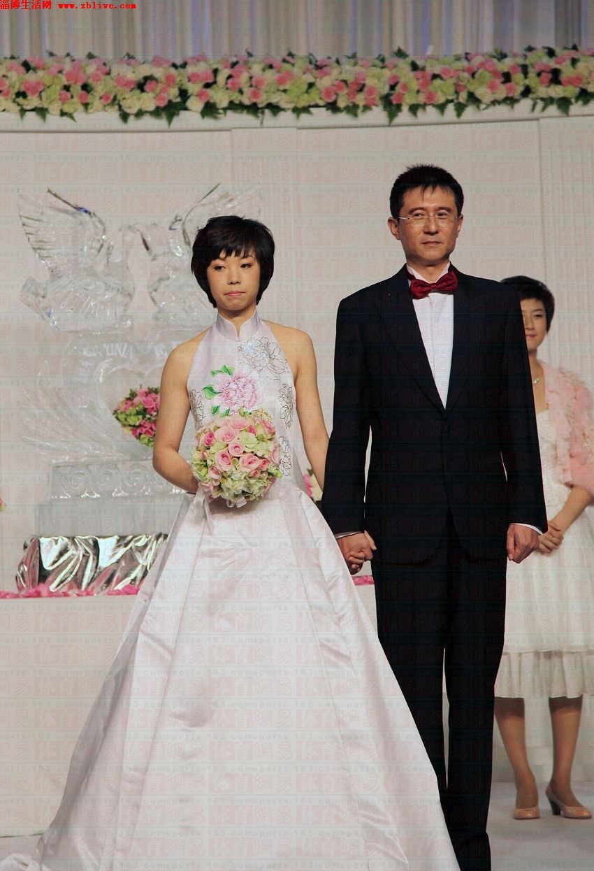 刘璇和郭晶晶哪个成就高,刘璇和郭晶晶长得有点相似