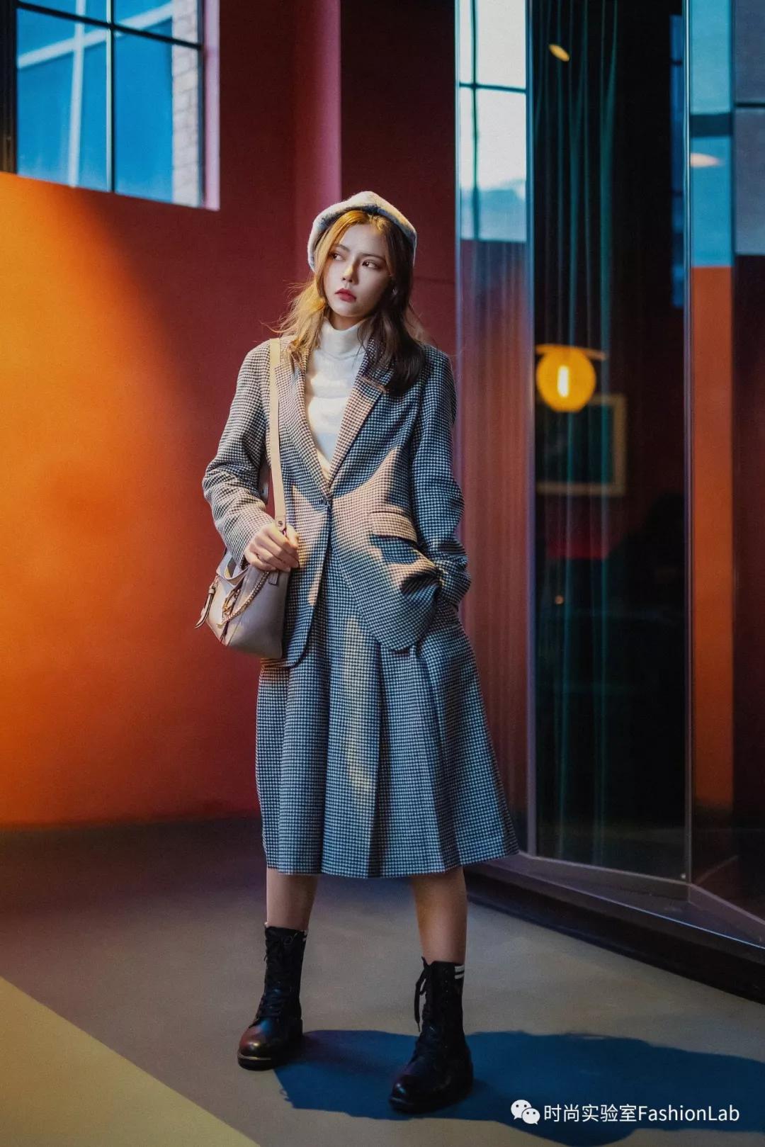 冬天下身穿暖和还是上身穿暖和,冬天想穿的很薄也保暖怎么穿