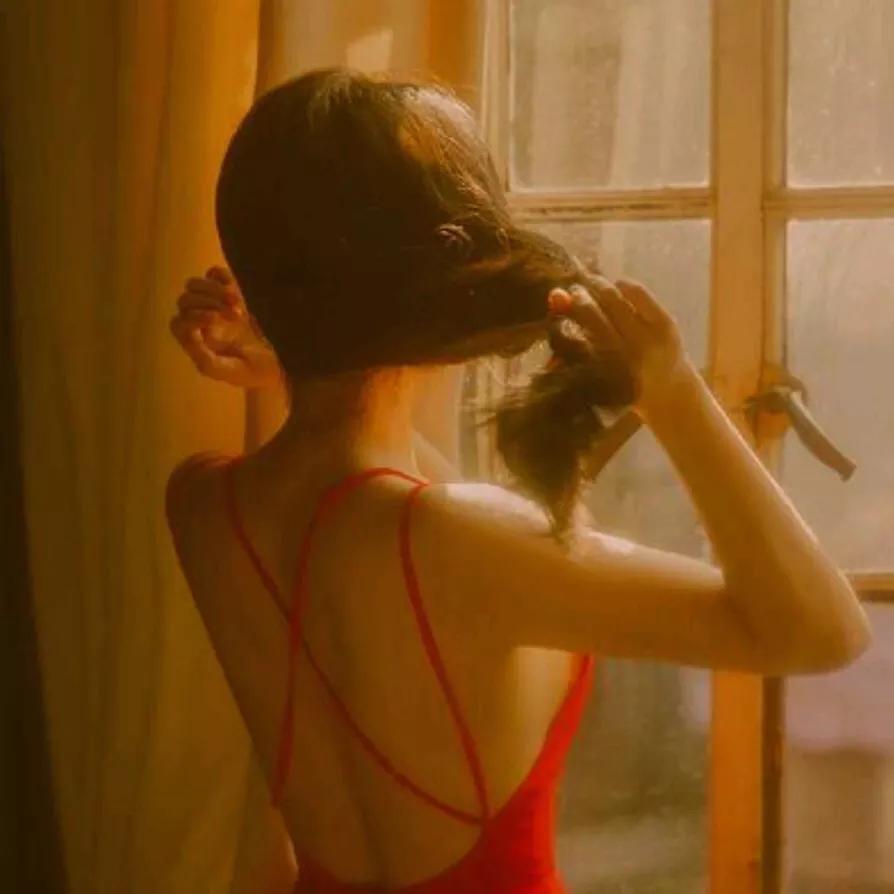 女生发微信状态很有趣,这样发朋友圈女生瞬间喜欢你