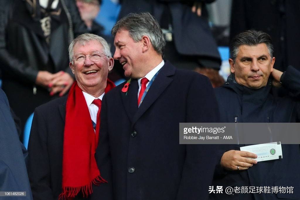 英格兰第一铁汉，骨折踢完比赛，40年前战胜曾国足，爱穿牛逼鞋