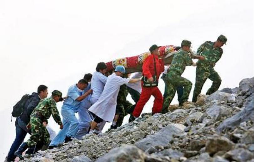 汶川地震十二周年如今依然泪目,汶川地震这些英雄值得被铭记
