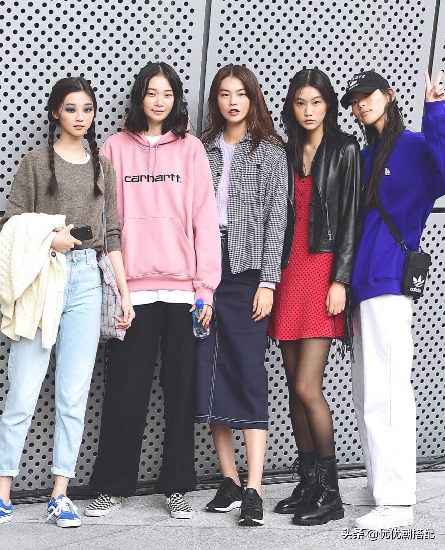 韩国显瘦显高显白服装搭配,30套最火的韩系穿搭简单又好穿