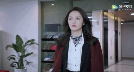 《都挺好》里，苏明玉示范了女白领到底应该怎么穿！