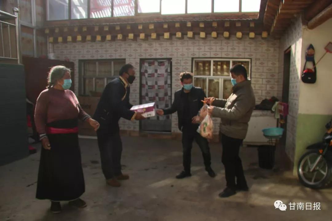 #甘南众志成城抗击疫情#甘南:有这样一群特殊“外卖员”