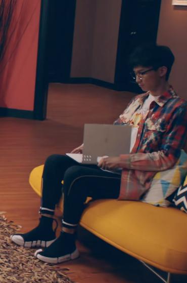 爱情公寓5里出现过什么鞋,爱情公寓里面的球鞋