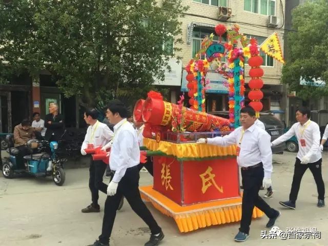 阜南张氏祠堂落成庆典仪式,张氏祠堂唱戏人山人海