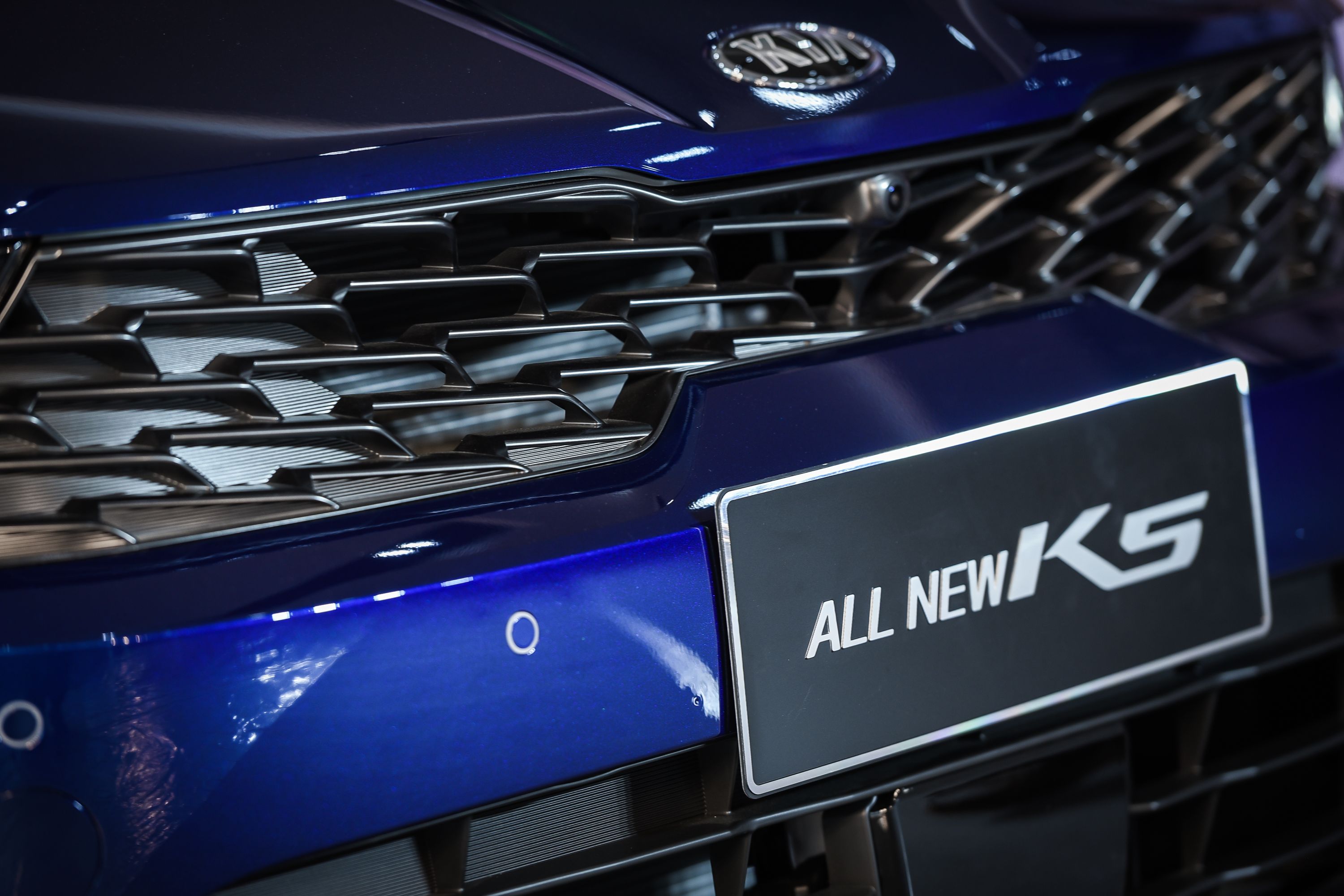 二手起亚k5百公里油耗是多少,起亚k5凯酷2022款换标油耗