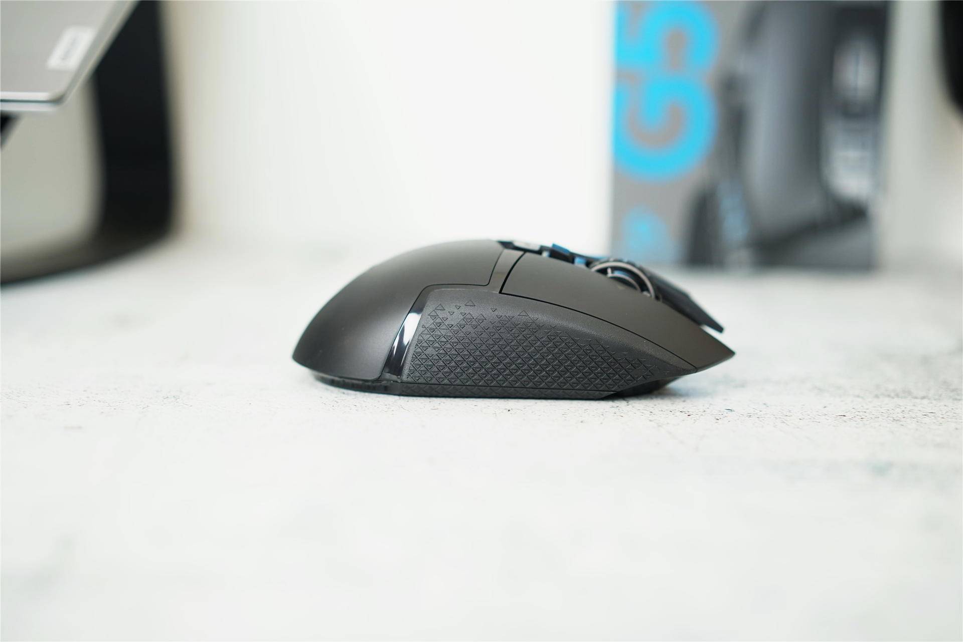 蜕变罗技g502鼠标评测,最佳游戏鼠标罗技g502lightspeed