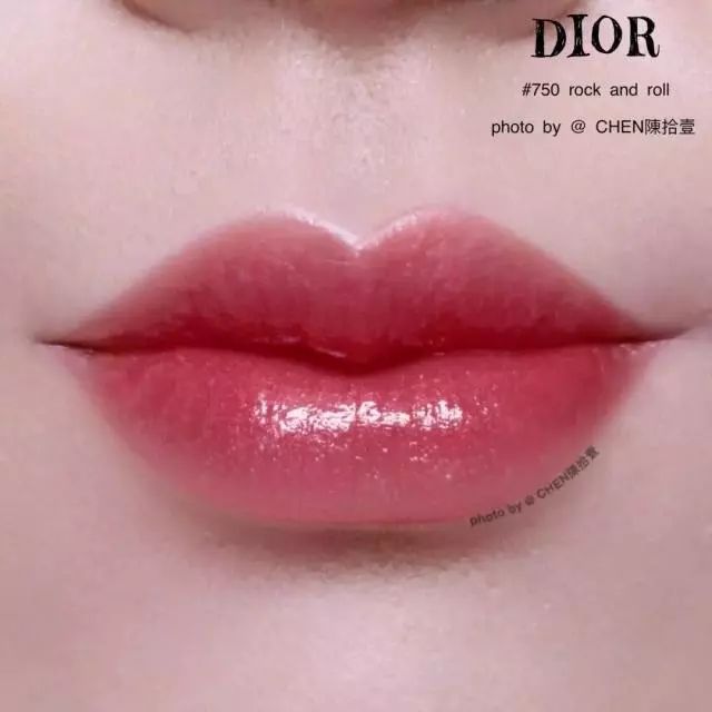 带闪的口红亮晶晶,哑光带亮闪的口红