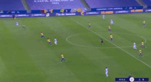 梅西6次冠军,梅西第8次夺得金球奖全场起立