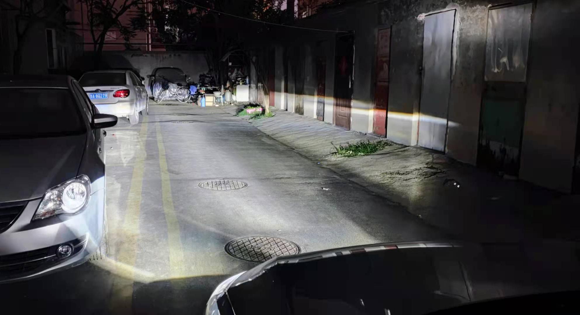 飞利浦led车灯更换灯珠,飞利浦卤素车灯安装