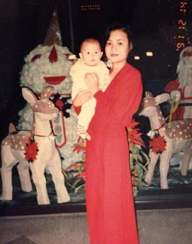 郭美美第一次进监狱判多久,回顾郭美美二次入狱始末