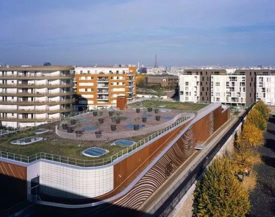 全世界最秀的泳池集合，来一场说走就走的旅行吧