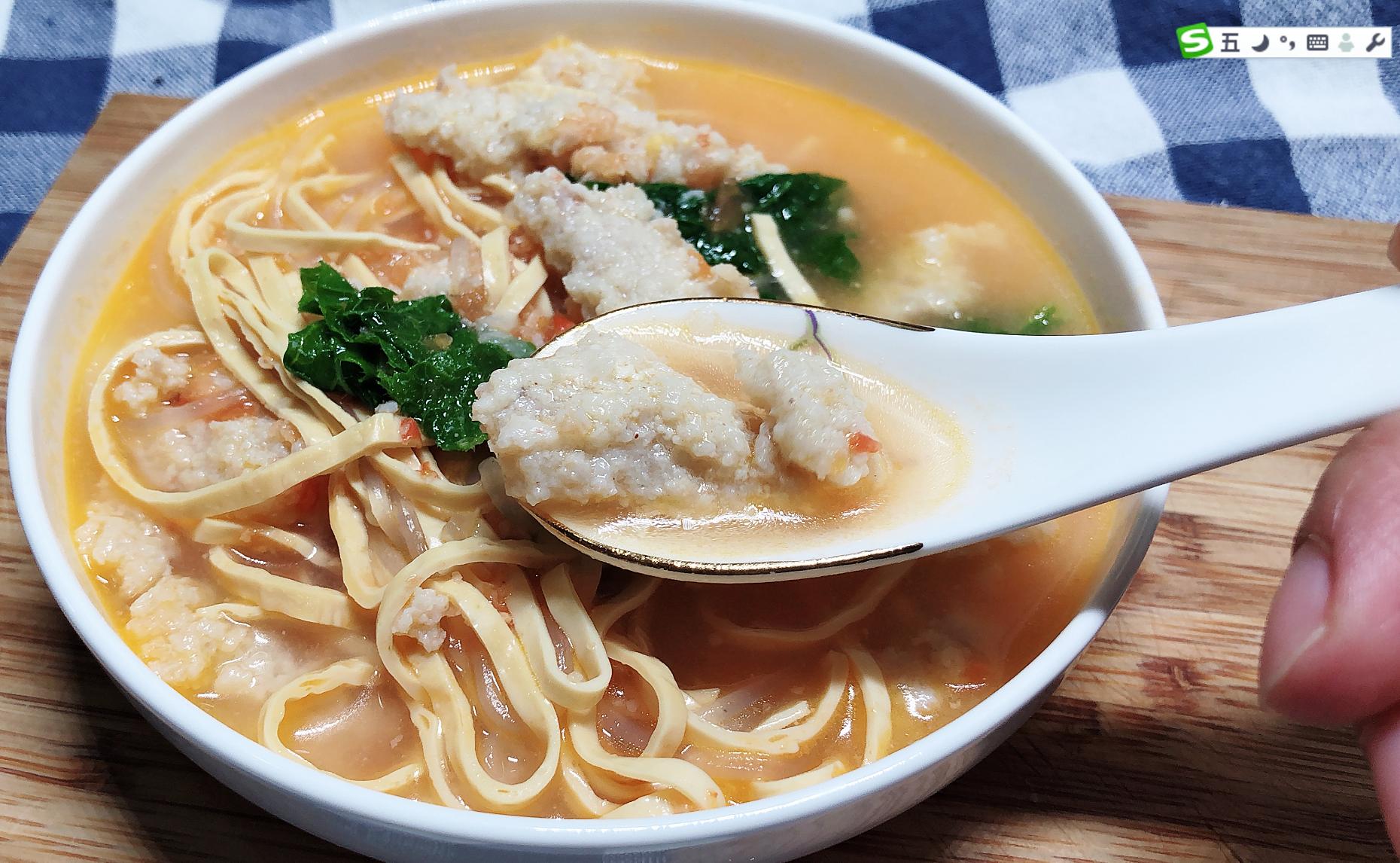 魔芋丝虾滑汤,魔芋虾滑番茄汤