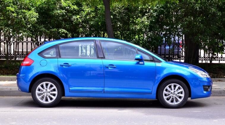 买雪铁龙世嘉好还是买polo好,13年的自动挡世嘉值得入手吗