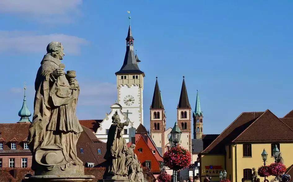 5个美到逆天的小众旅行目的地,这辈子一定要去的10个绝美小镇