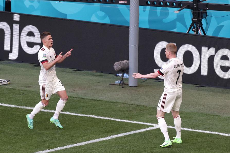 足球大师德布劳内,德布劳内替补登场