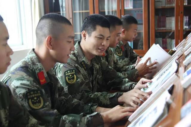 孩子考不上高中家长怎么选择,孩子考不上高中家长如何调整心态